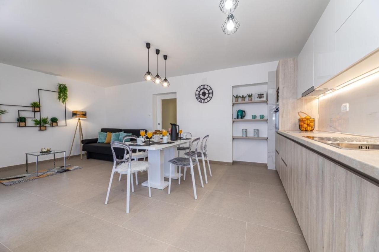 Apartman Grzetic Šilo Exterior foto